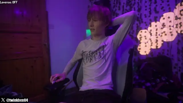 twinkben online show from February 2, 6:17 pm