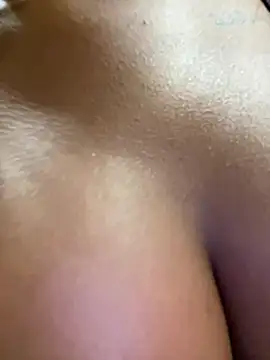 Snapshot of princesslola666 chatting on December 8, 8:25 pm princesslola666 online show from December 8, 8:25 pm