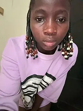 Snapshot of JemaimaPrincess chatting on June 7, 4:27 am JemaimaPrincess online show from June 7, 4:27 am