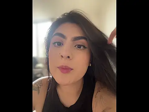 IrisBaker online show from March 8, 7:39 pm