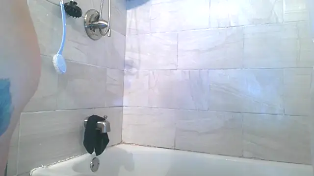 paytonkelly online show from October 19, 1:06 am