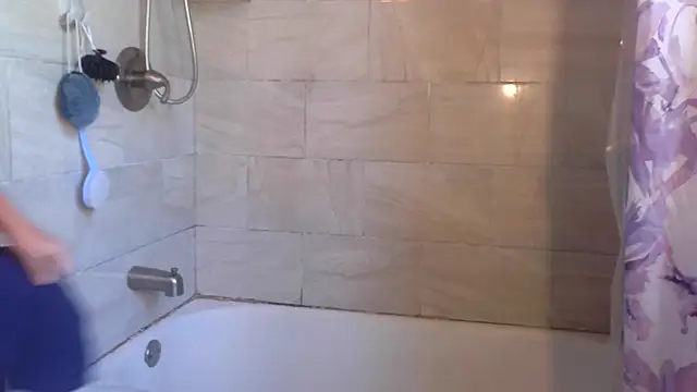 paytonkelly online show from June 10, 11:42 am