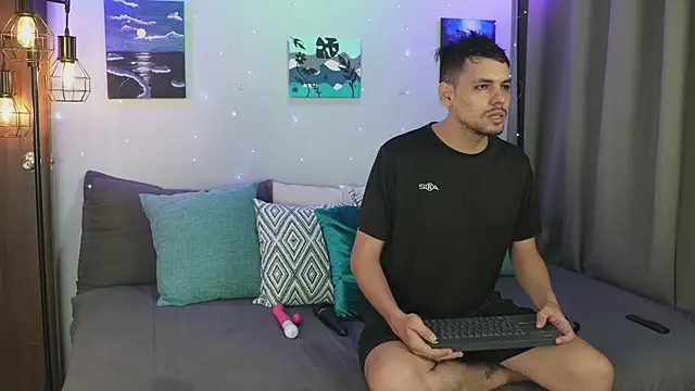 Cleoanubis- online show from October 4, 4:21 am