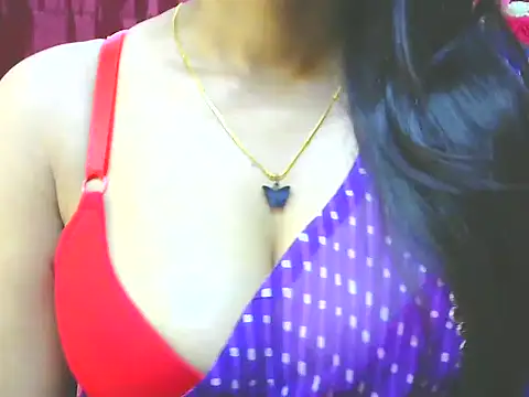 ishmita99 online show from February 22, 9:56 am