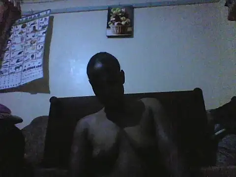 Snapshot of Slimgall chatting on July 18, 11:19 pm Slimgall online show from July 18, 11:19 pm