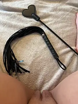 Leanaa Jolly online show from February 12, 3:27 pm