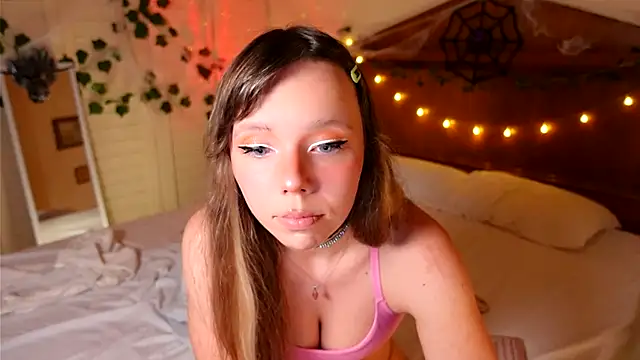 Snapshot of Ayra_Lust chatting on October 25, 10:26 pm Ayra Lust online show from October 25, 10:26 pm