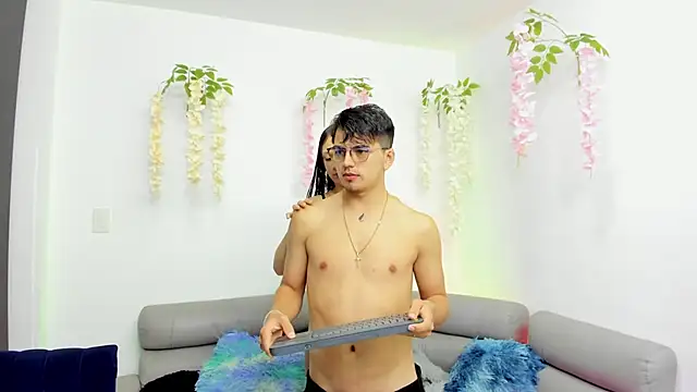 UNIVERSAL SEXX  online show from October 1, 5:46 am