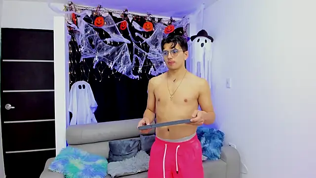 UNIVERSAL SEXX  online show from October 16, 5:52 am