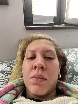 Snapshot of andreinitahg chatting on January 5, 2:08 pm andreinitahg online show from January 5, 2:08 pm