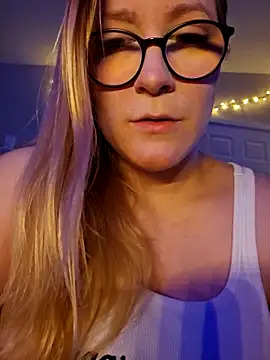 Snapshot of Paynted_Lady chatting on December 22, 12:35 pm Paynted Lady online show from December 22, 12:35 pm