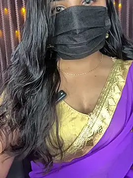 Snapshot of Tanvi-patil chatting on February 23, 4:57 pm Tanvi-patil online show from February 23, 4:57 pm