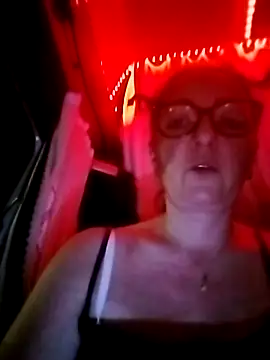 Snapshot of cuplubijoanna chatting on December 21, 5:58 am cuplubijoanna online show from December 21, 5:58 am