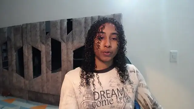 yohatinelly07 online show from June 27, 2:16 am