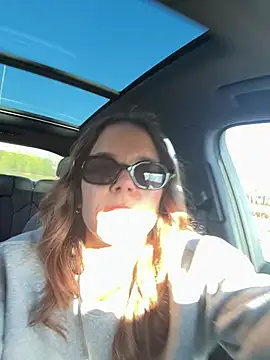 JuicyFruits93 online show from February 4, 11:27 am