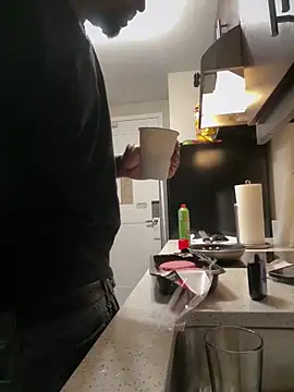 1BeautyN1Beast online show from February 1, 11:25 pm