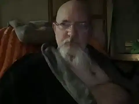 Snapshot of jonssmithe chatting on February 14, 1:13 am jonssmithe online show from February 14, 1:13 am