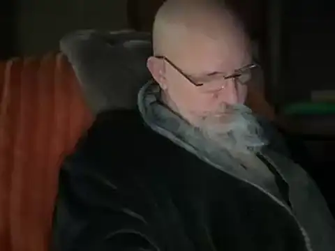 Snapshot of jonssmithe chatting on February 19, 5:49 am jonssmithe online show from February 19, 5:49 am