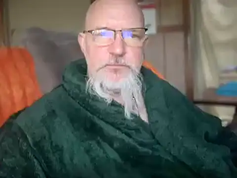 Snapshot of jonssmithe chatting on March 15, 3:59 pm jonssmithe online show from March 15, 3:59 pm