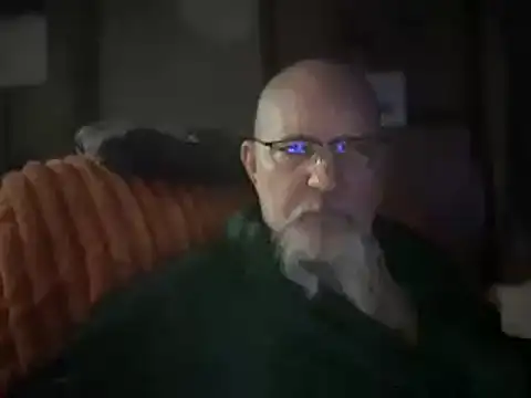 Snapshot of jonssmithe chatting on March 16, 8:10 am jonssmithe online show from March 16, 8:10 am