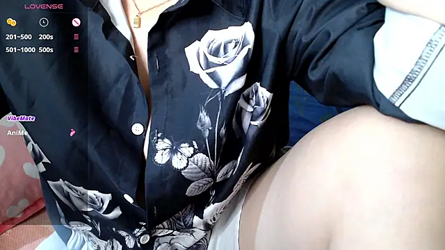 Snapshot of RoseStarr chatting on September 27, 4:34 pm RoseStarr online show from September 27, 4:34 pm