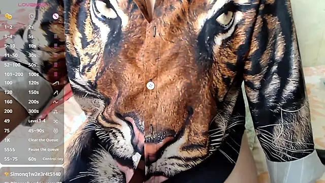 Snapshot of RoseStarr chatting on October 11, 8:24 am RoseStarr online show from October 11, 8:24 am