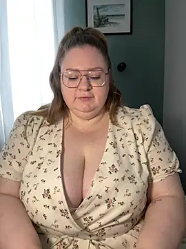 Chloe WS online show from February 2, 10:02 am