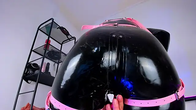 lady sontse  online show from January 18, 10:17 pm