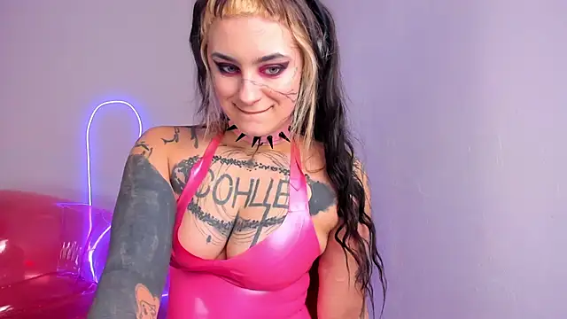 lady sontse  online show from February 21, 4:05 pm