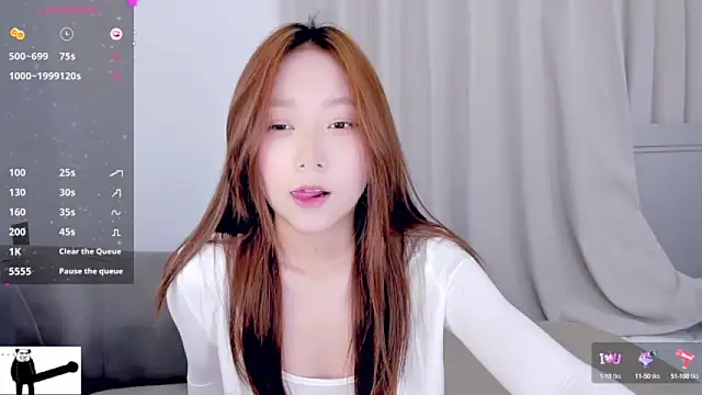 Snapshot of kaka622 chatting on March 7, 6:13 am kaka622 online show from March 7, 6:13 am