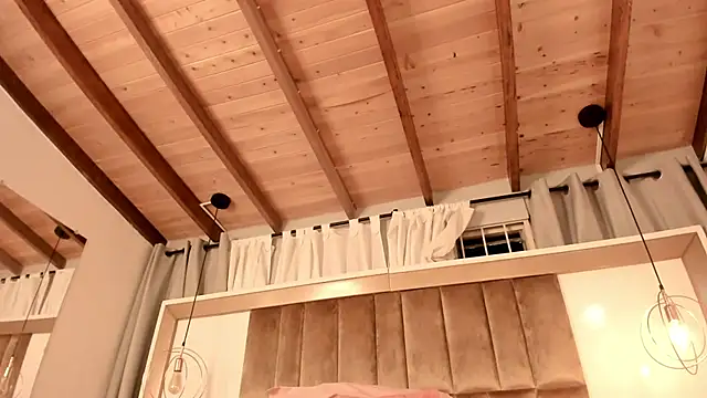 Snapshot of Twwiiggy chatting on February 27, 2:32 am Twwiiggy online show from February 27, 2:32 am