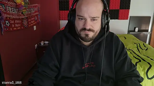 menditeta1 online show from March 23, 4:33 pm