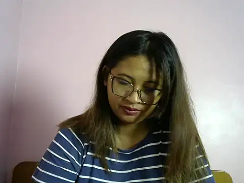 Snapshot of karen_sexy69 chatting on May 26, 9:11 pm karen sexy69 online show from May 26, 9:11 pm