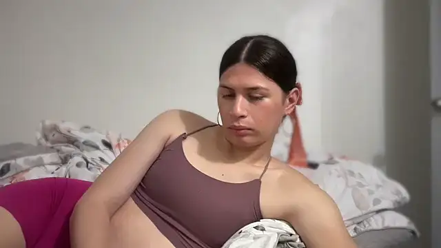 JaxcyVelez online show from July 7, 10:03 pm