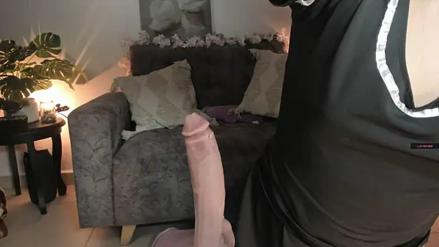 Naughtylittlegirl  online show from December 18, 7:20 pm