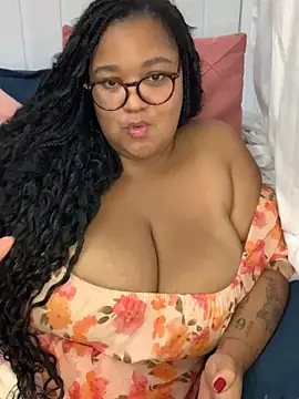 SweetLizzyBBW online show from June 20, 2:58 am