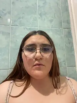 Snapshot of conniejames_m chatting on September 20, 4:35 am conniejames m online show from September 20, 4:35 am