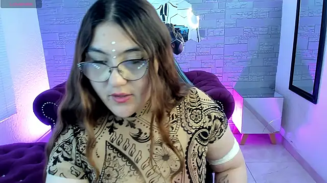 Snapshot of conniejames_m chatting on October 31, 12:50 pm conniejames m online show from October 31, 12:50 pm