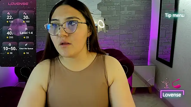 Snapshot of conniejames_m chatting on December 4, 12:25 pm conniejames m online show from December 4, 12:25 pm