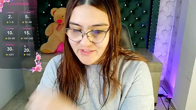 conniejames m online show from June 15, 12:29 pm
