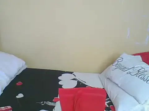 HoLy-ViRgiN online show from February 11, 1:09 pm
