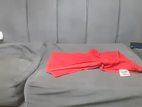 HoLy-ViRgiN online show from February 14, 2:18 am