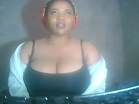 CardieKarie20 online show from September 16, 11:55 am