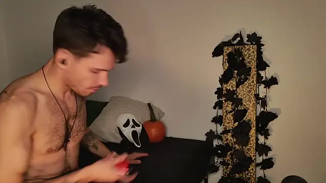 JackDesFeux online show from October 15, 9:42 am