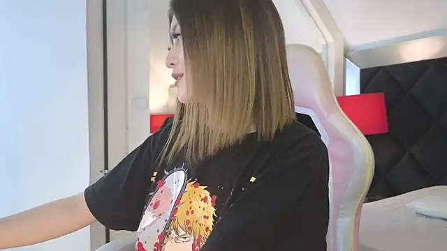 Angela Torres  online show from October 13, 3:34 pm