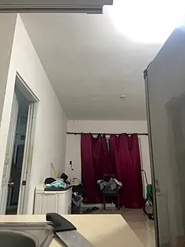 Snapshot of luismanuel_1998 chatting on March 15, 1:22 am luismanuel 1998 online show from March 15, 1:22 am