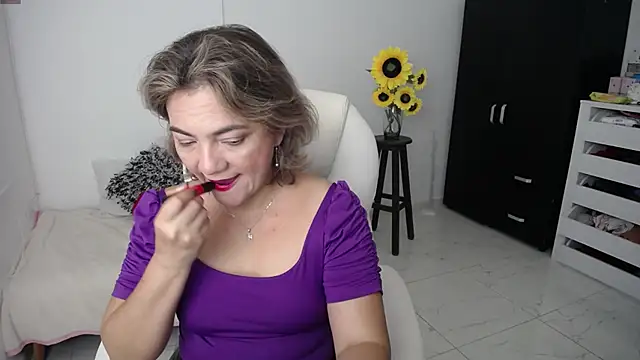 ana milf online show from February 8, 11:44 am