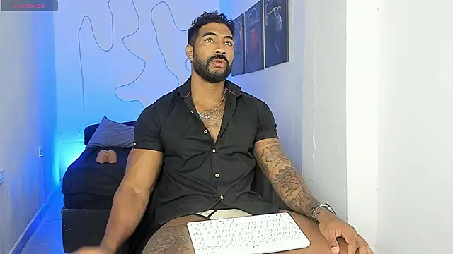 Snapshot of Xander_Str0ng chatting on October 15, 1:55 pm Xander Str0ng online show from October 15, 1:55 pm