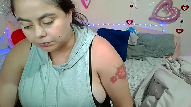 celestehot707rs online show from March 28, 11:15 pm