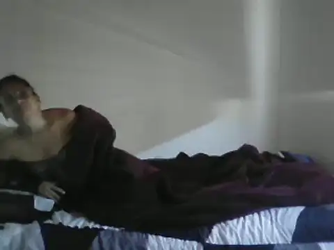 Snapshot of titssmall123 chatting on December 11, 2:54 pm titssmall123 online show from December 11, 2:54 pm